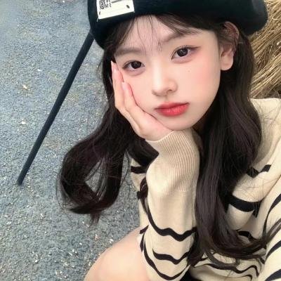 穿书女配在男团当小保姆